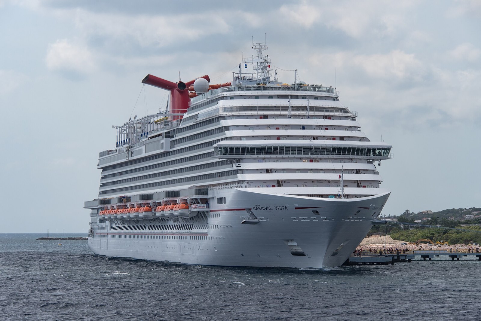Carnival Vista, exterior