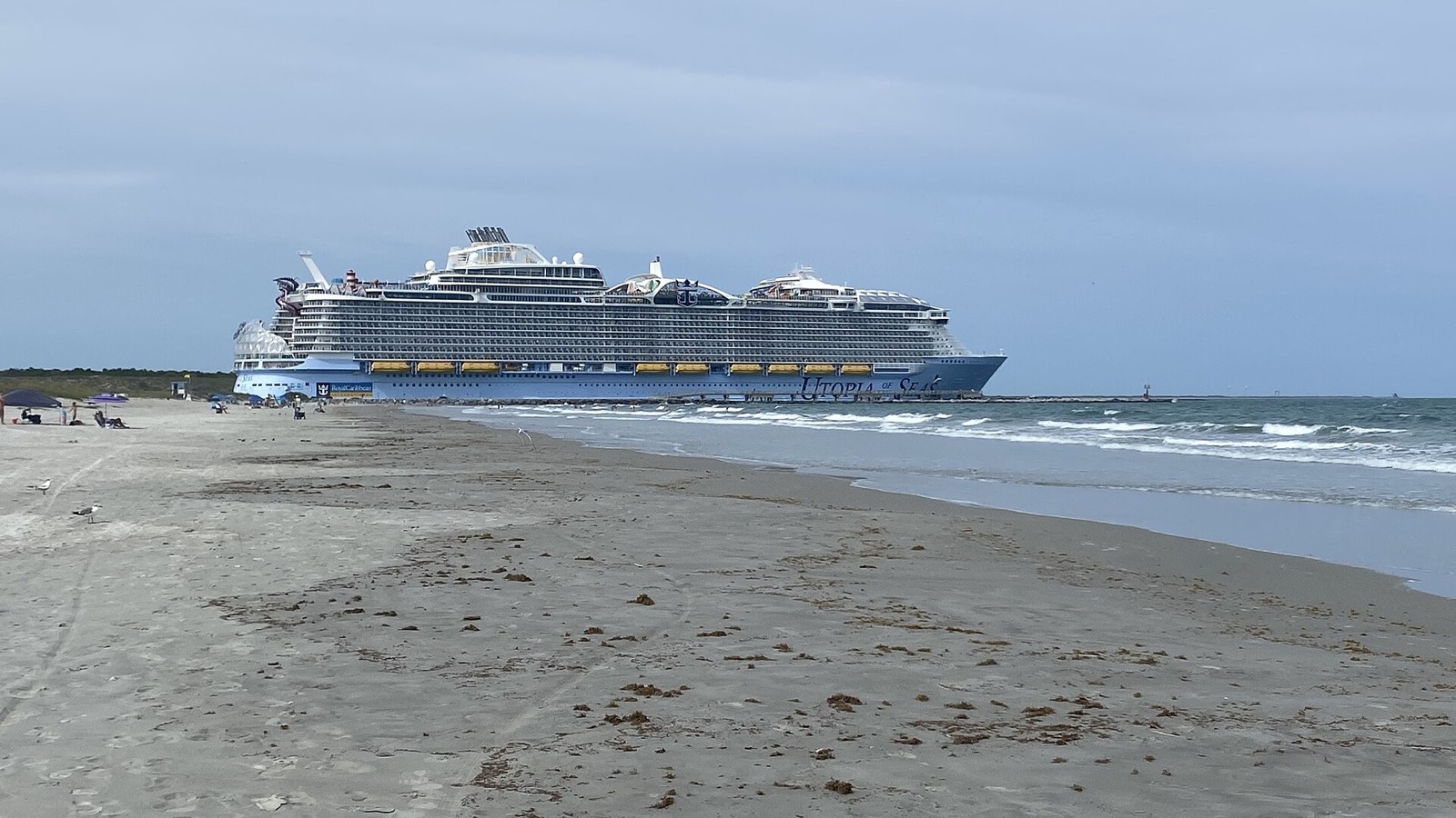 Utopia of the Seas, exterior